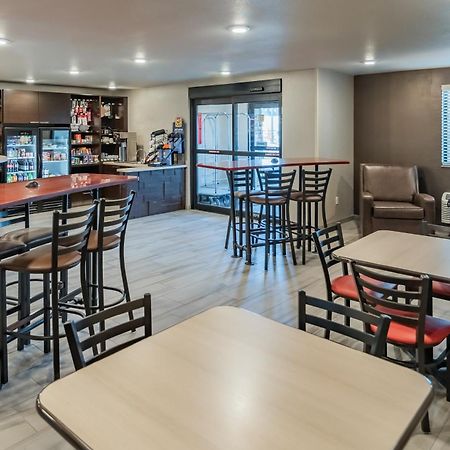 My Place Hotel-Vancouver, Wa Екстериор снимка